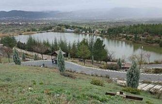 Saklıgöl, ilkbaharla birlikte ayrı bir güzelliğe büründü