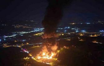 Samsun’da muz deposu yangını havadan görüntülendi