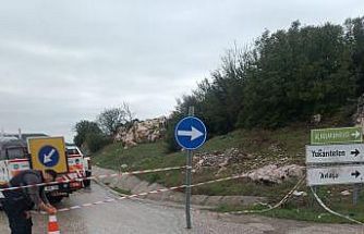 Selendi-Kula yolu yeniden trafiğe kapatıldı