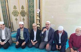 Selendi’de hacı adayları dualarla uğurlandı