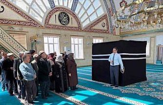 Selendi’de hacı adaylarına eğitim semineri