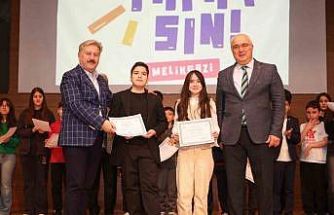 ’Sen Yaparsın Melikgazi’de başarılı olan küçük müzisyenler ödüllerini aldı