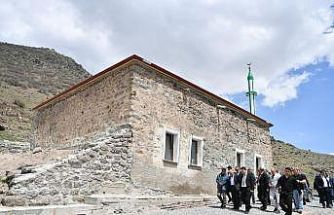 Seyyid Abdul İlyas Hazretleri türbesi restore ediliyor