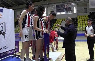 Siirt’te okul sporları 3x3 basketbol heyecanı tamamlandı
