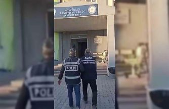Silahla tehdit suçundan aranan şahıs Defne’de yakalandı