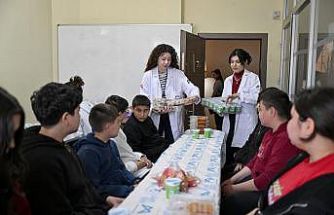 Silifke’de aşhaneden her gün yüzlerce kişiye sıcak yemek desteği