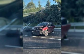 Tarsus’ta otomobiller çarpıştı: 1 ölü, 2 yaralı