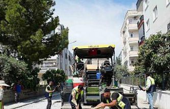 Tarsus’ta yol yenileme çalışmaları hız kesmiyor