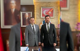 Tavas Belediyesinde Başkan Yardımcılığına Naci Sezer atandı