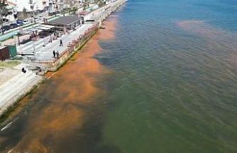 Tekirdağ’da sahil turuncuya büründü