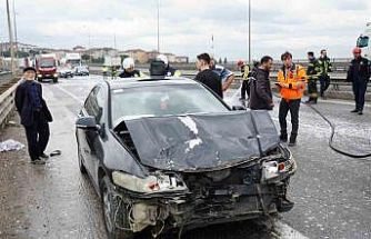 TEM Otoyolu’nda yola dökülen atıklar sonucu zincirleme kaza, 7 araç birbirine girdi