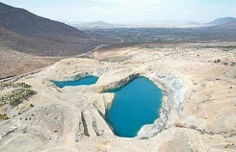 Tomarza’nın doğa harikası Mavi Göl, görenleri etkiliyor