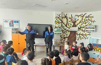 Toplum Destekli Polislikten öğrencilere eğitim