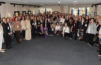 "Toz ve Işık" pastel sergisi kapılarını açtı