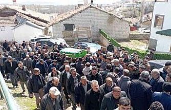 Traktörden düşerek hayatını kaybeden genç son yolculuğuna uğurlandı