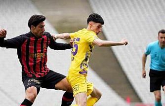 Trendyol Süper Lig: Fatih Karagümrük: 1 - Eyüpspor: 2 (Maç sonucu)