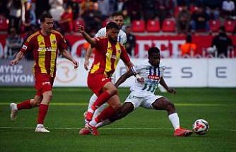 Trendyol Süper Lig: Kayserispor: 0 - Çaykur Rizespor: 0 (İlk yarı)