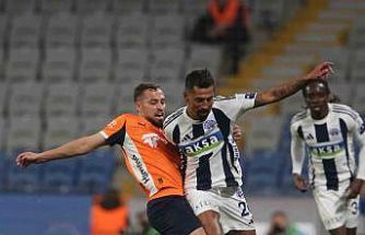 Trendyol Süper Lig: RAMS Başakşehir: 2 - Kasımpaşa: 0 (İlk yarı)