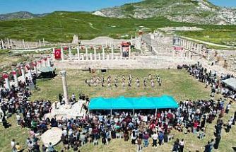 Tripolis Antik Kenti çocukların bayramına ev sahipliği yaptı