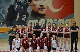 Turgutlu Belediyesi U17 Voleybol Takımı Manisa 2’ncisi