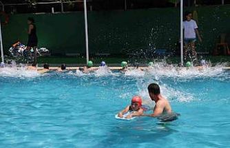 Turgutlu’da 2. dönem yüzme kayıtlarına yoğun ilgi