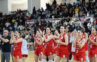 Turgutlu’nun perilerinin hedefi süper lig