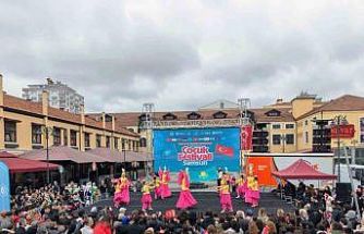 Türk dünyası çocukları, kültürlerini Samsun’da sergiledi