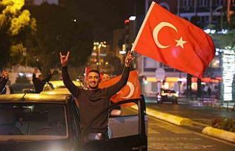 Türkiye’nin Dünya Kupası’na katılması, Aydın’da konvoyla kutlandı