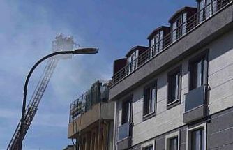 Üsküdar’da korkutan çatı yangını