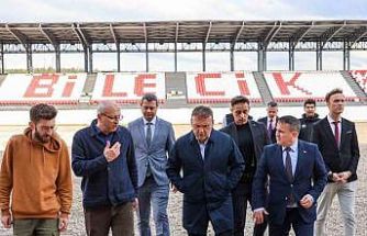 Vali Sözer yeni stadyum inşaatında ve spor salonunda incelemelerde bulundu