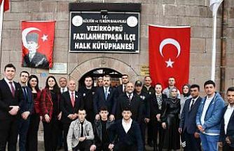 Vezirköprü’de kitap kurtlarına ödül