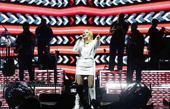 Yaşar kampüsünde bahar coşkusu