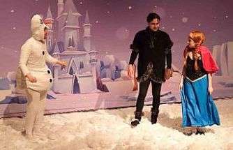 Yıldırımlı çocukların tiyatro keyfi