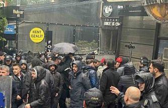 Beşiktaş’tan Taksim’e izinsiz yürümek isteyen grup gözaltına alındı