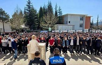 Bilecik’te öğrencilere bilinçli sosyal medya ve güvenlik eğitimi