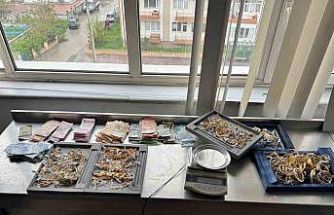 Konya’da motosikletlerle kuyumcu soyan 4 şüpheliden 2’si yakalandı