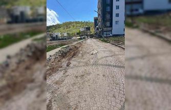 Mazıdağı’nda bozuk yollar tepki çekiyor