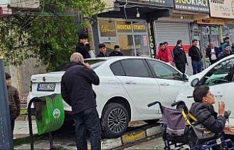 Muş’ta iki araç çarpıştı