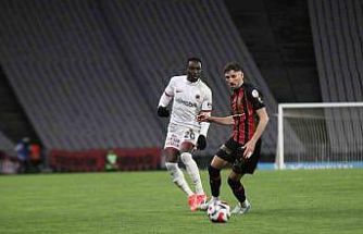 Trendyol Süper Lig: Fatih Karagümrük: 1 - Gençlerbirliği: 0 (Maç sonucu)