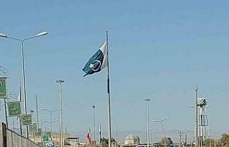 Pakistan güvenlik gerekçesiyle İran ile iki sınır kapısında ticareti durdurdu
