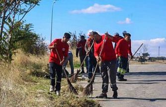 Uşak Belediyesinden kent genelinde temizlik çalışması sürdürülüyor