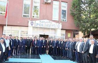 Vali Çağatay, muhtarlarla bir araya geldi