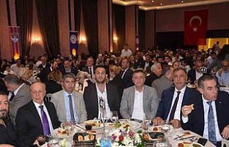Vanlılar, gecelerini Bodrum AZKA Otel’de kutladı