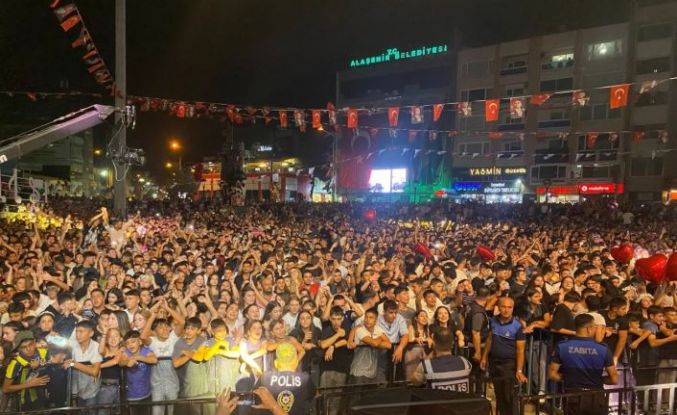 Elektrik arızası ve sağanak, Aleyna Tilki konserini erteledi
