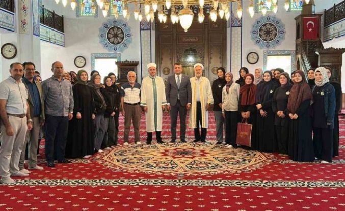 Ömrünü mesleğine adayan 49 yıllık imama duygusal veda