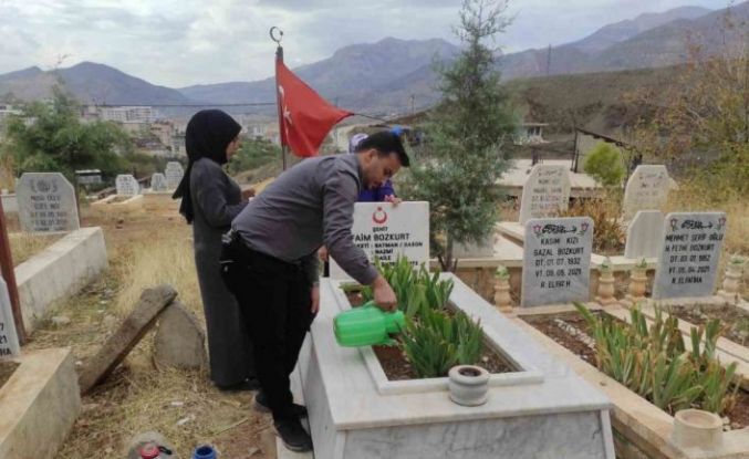 Sason şehitleri Bozkurt ve Araz şehadet yıl dönümlerinde unutulmadı