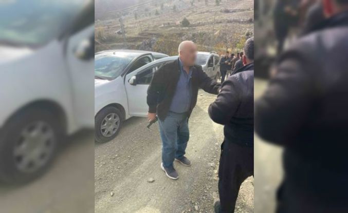 Alanya’da silahlı ve bıçaklı kavga kanlı bitti: 2 yaralı