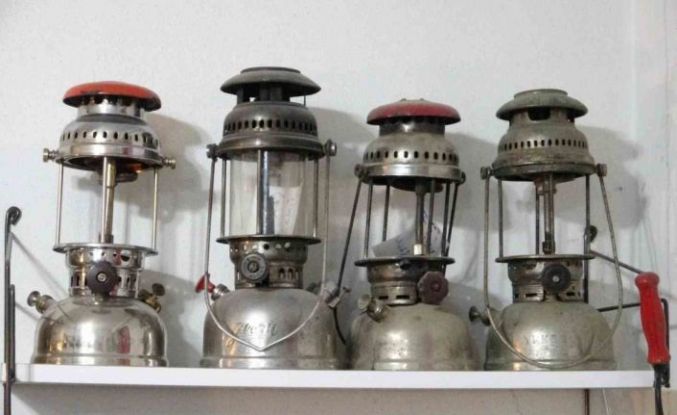 Asırlık lambalara yeniden ışık veriyor