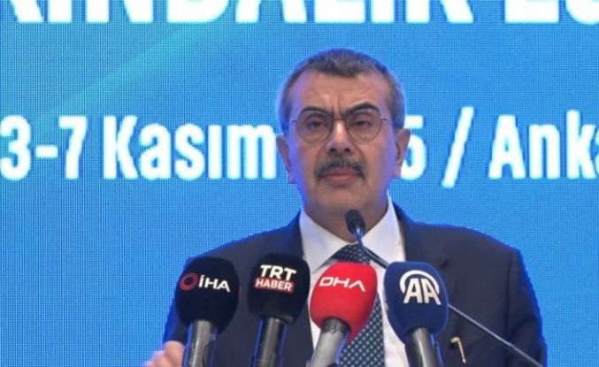 Bakan Tekin: "45 farklı ülkede 2 bin 785 bursiyerimiz var"