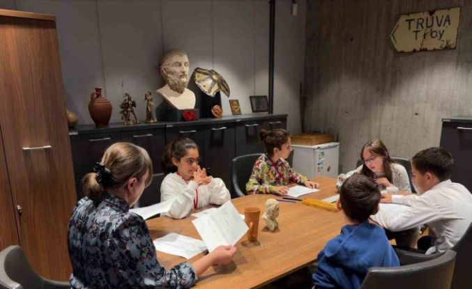 Çocuklar Troya Müzesi’ni ele geçirdi